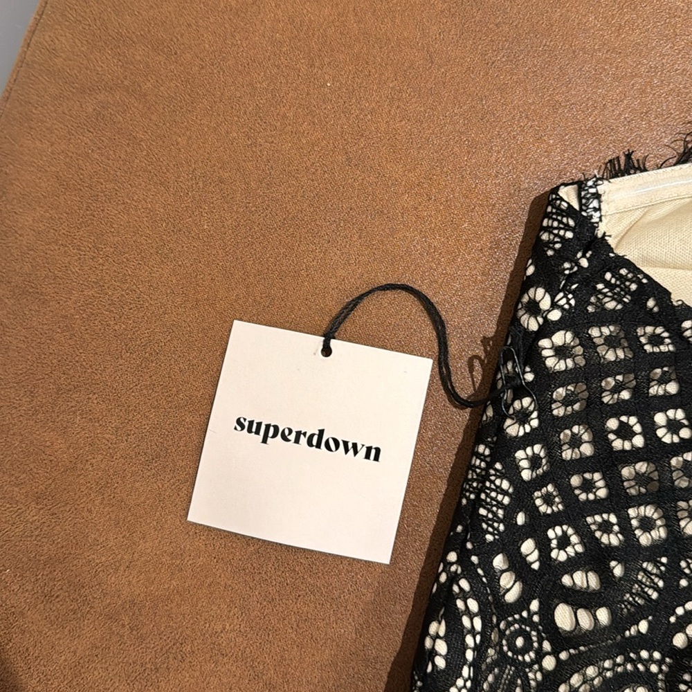 Lace tube crop top by Superdown size M - Picture 6 of 6